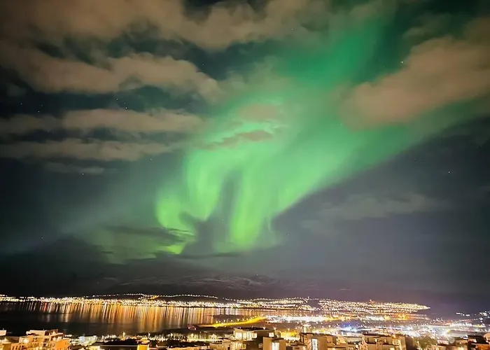 Lägenhet Sentral Penthouse I Tromsø